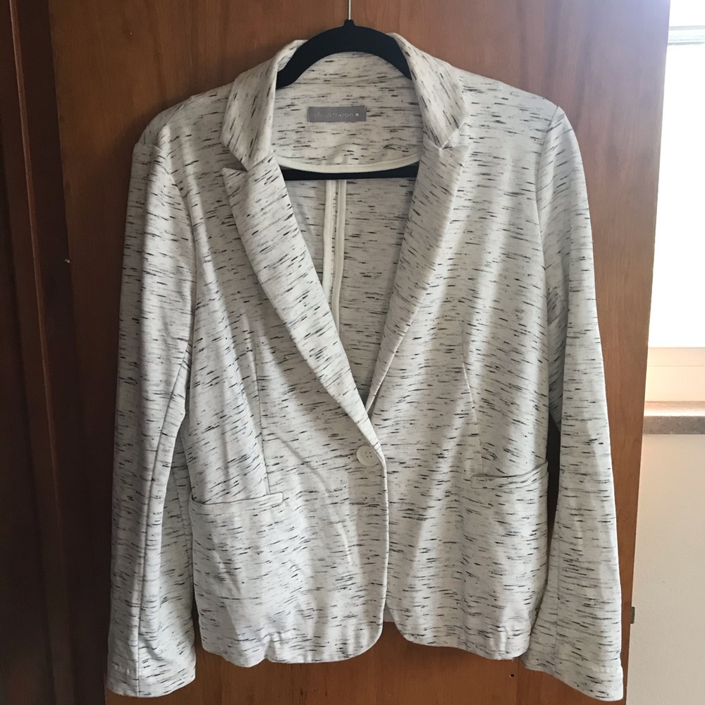 Olivia Moon linen blazer